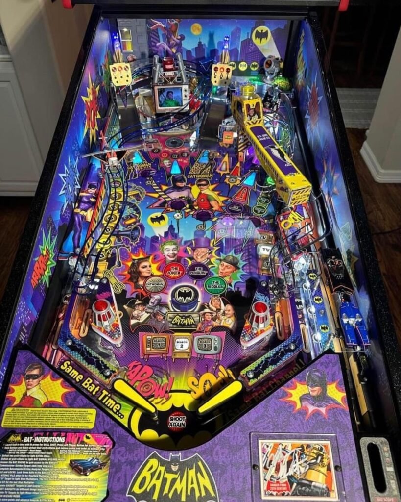 Batman 66 Super LE Pinball Machine - Pinball Machine Center